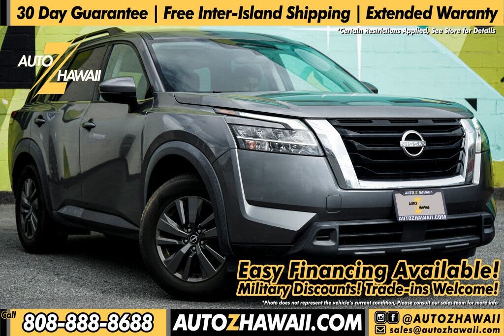 2022 Nissan Pathfinder SV