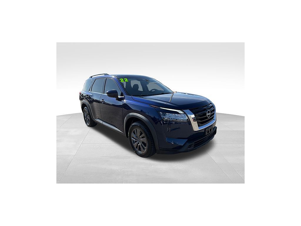 2022 Nissan Pathfinder SV