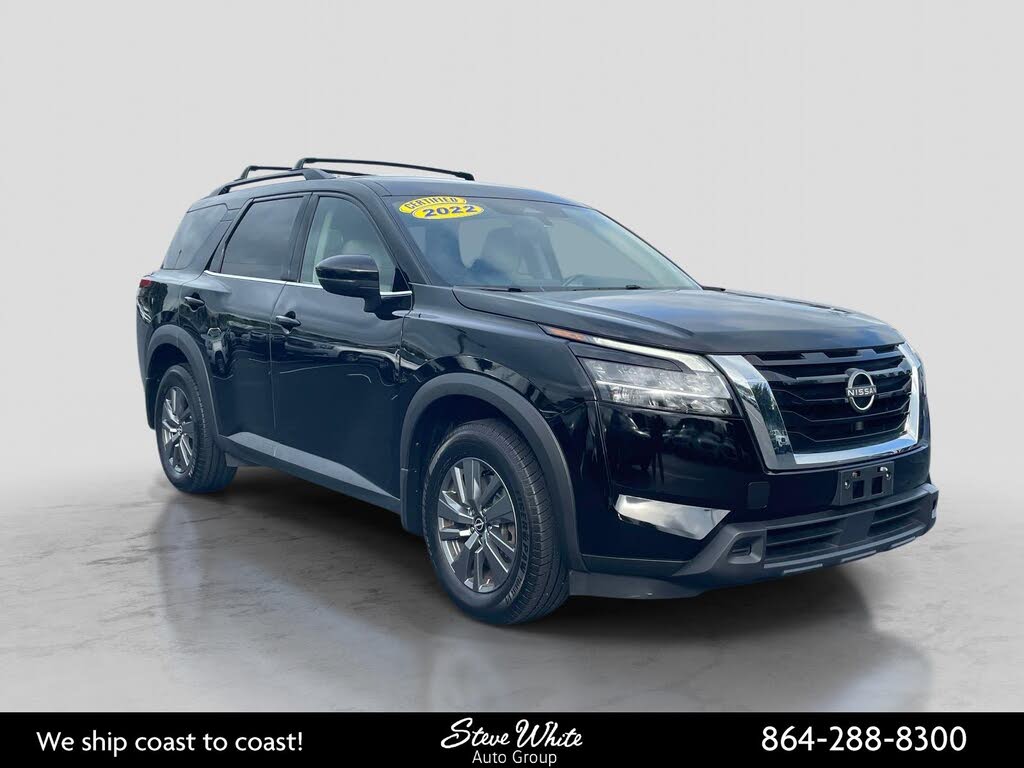 2022 Nissan Pathfinder SV