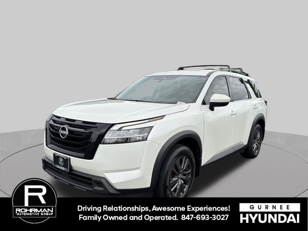 2022 Nissan Pathfinder SV
