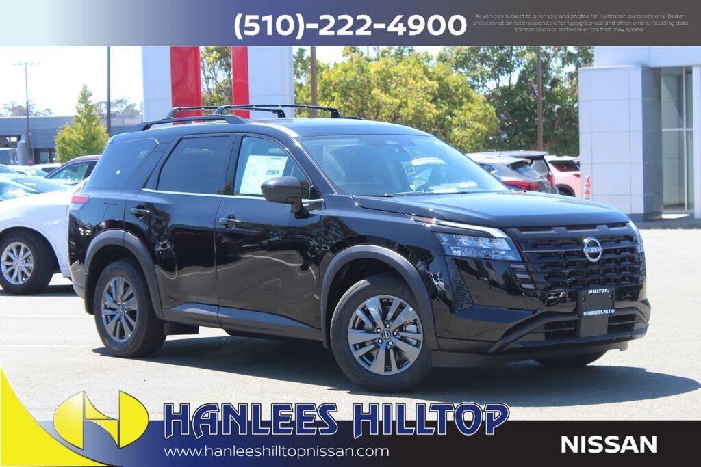 2026 Nissan Pathfinder SV