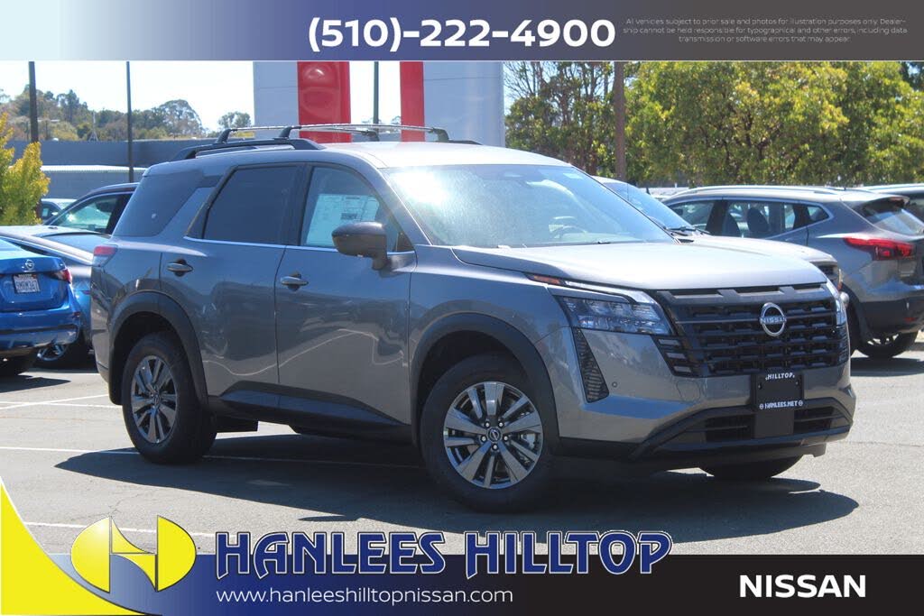 2026 Nissan Pathfinder SV