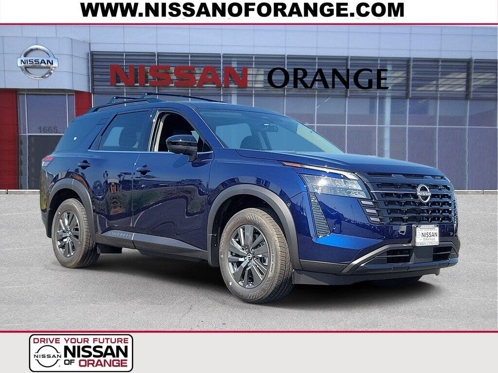 2026 Nissan Pathfinder SV