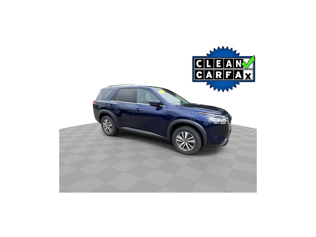 2023 Nissan Pathfinder SL