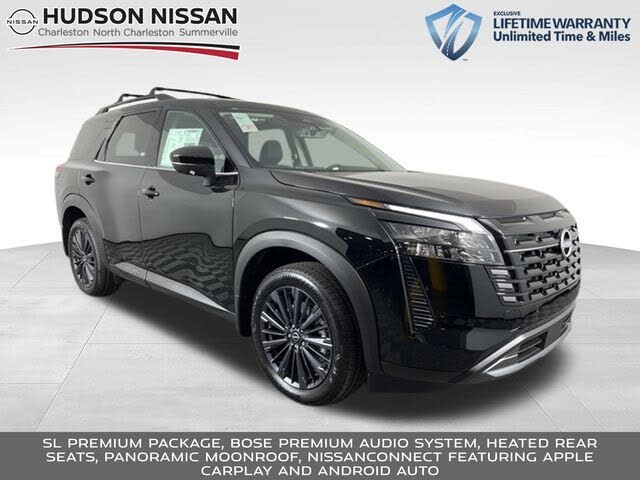 2026 Nissan Pathfinder SL