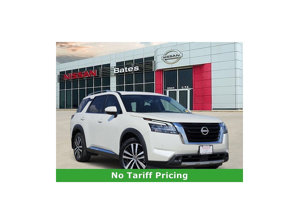2024 Nissan Pathfinder Platinum