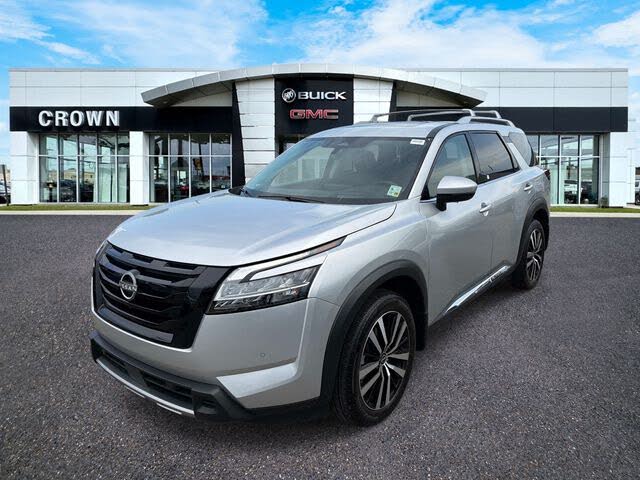 2024 Nissan Pathfinder Platinum