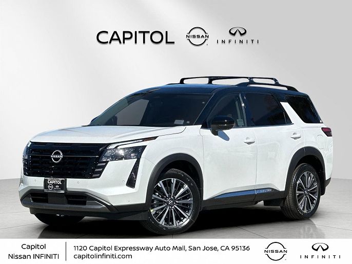2026 Nissan Pathfinder Platinum listing photo