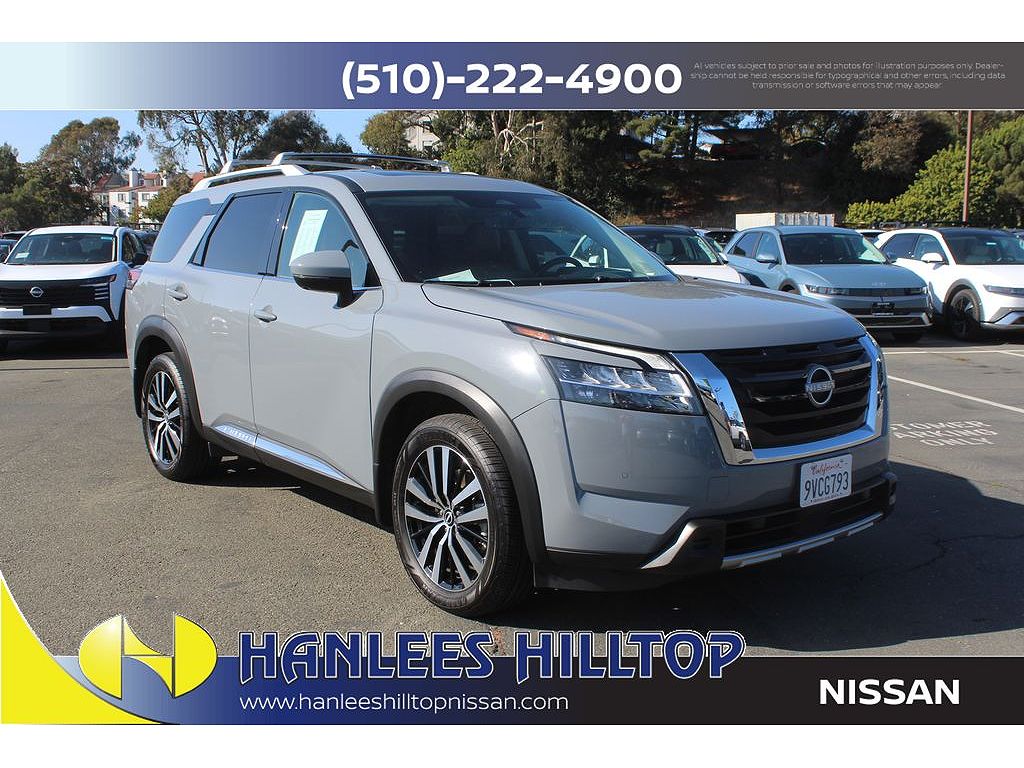 2023 Nissan Pathfinder Platinum