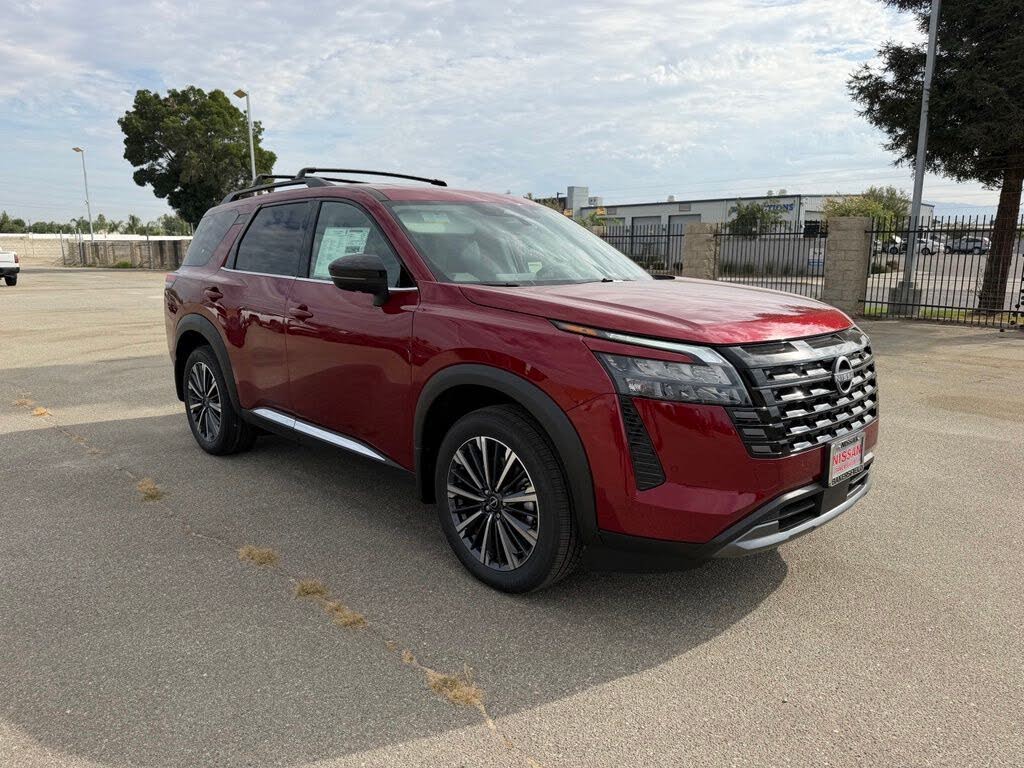 2026 Nissan Pathfinder Platinum