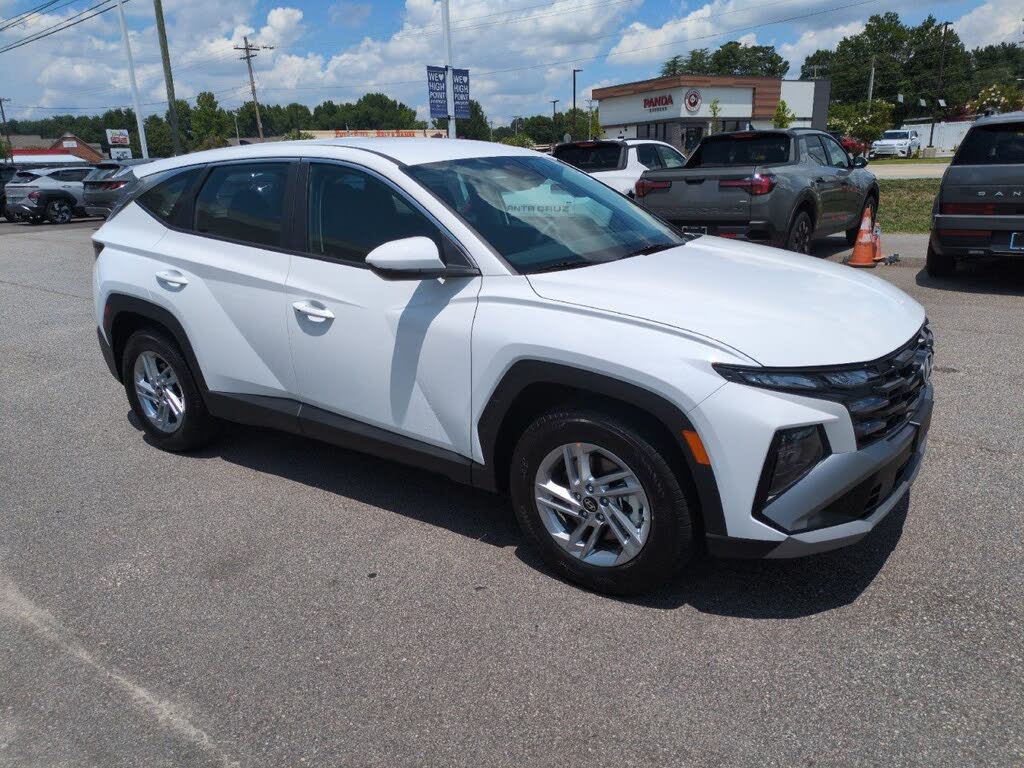2026 Hyundai Tucson SE
