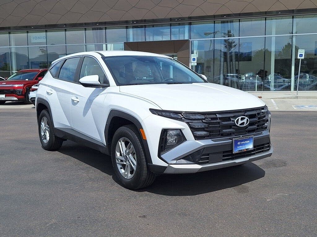 2025 Hyundai Tucson SE