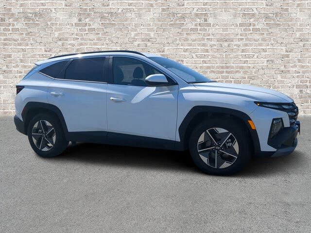 2026 Hyundai Tucson SEL Plus listing photo