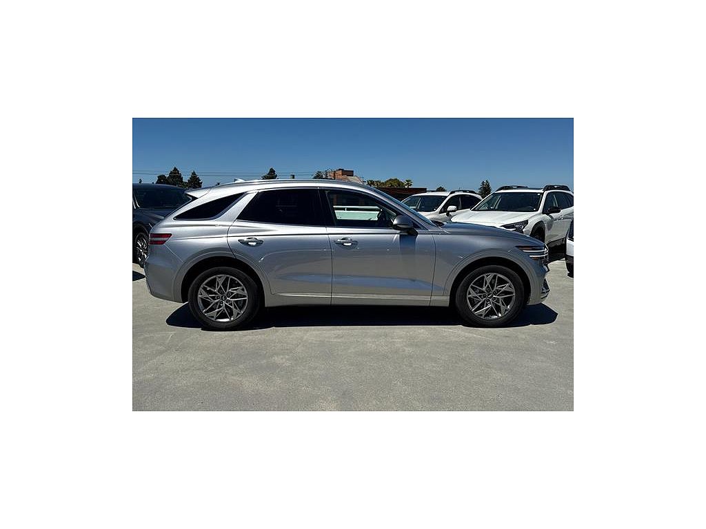 2024 Genesis GV70 2.5T Standard