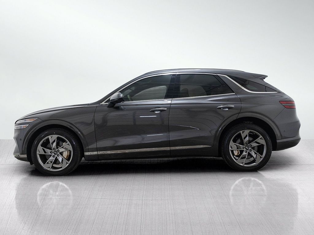 2025 Genesis GV70 Advanced