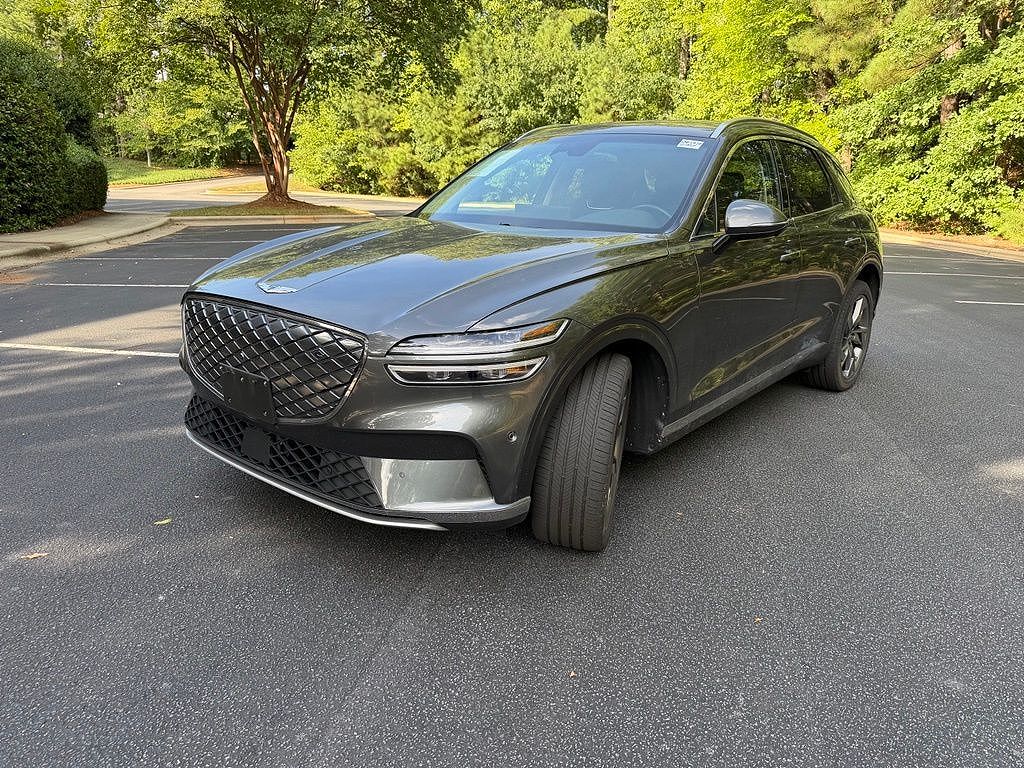 2023 Genesis Electrified GV70 Advanced