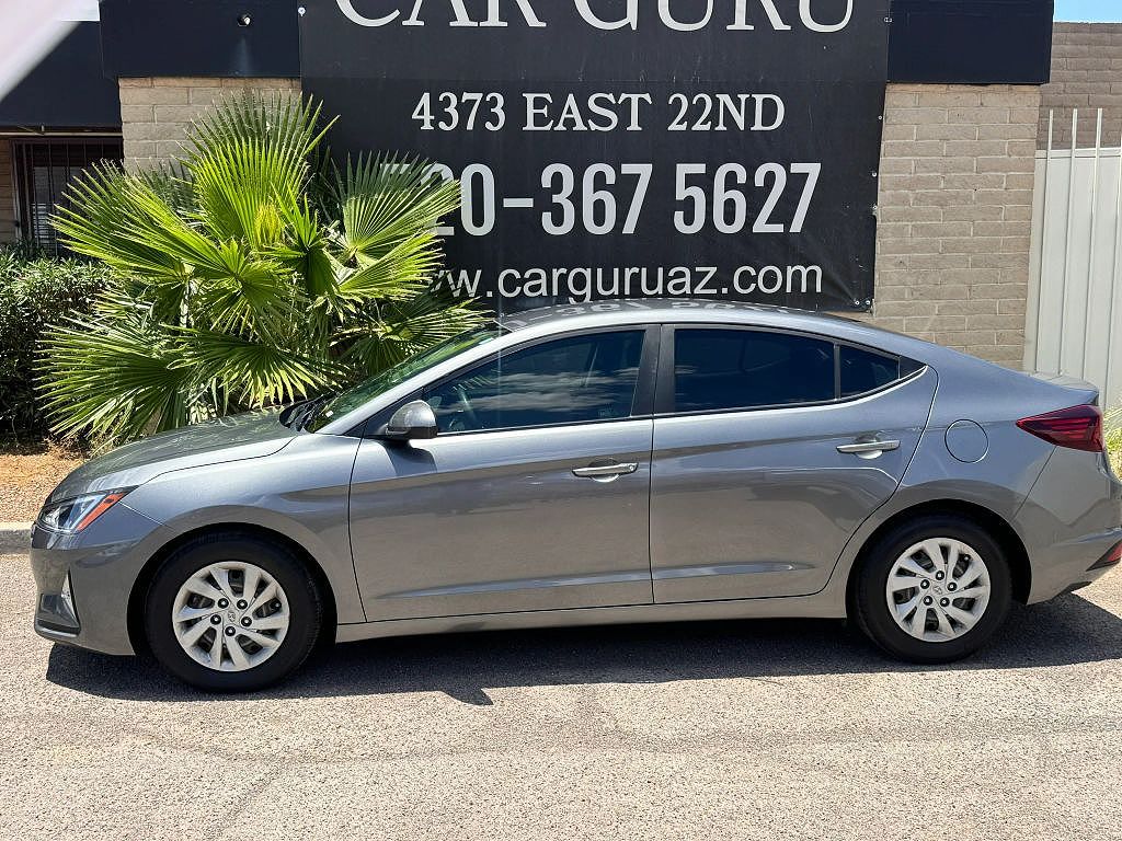 2020 Hyundai Elantra SE