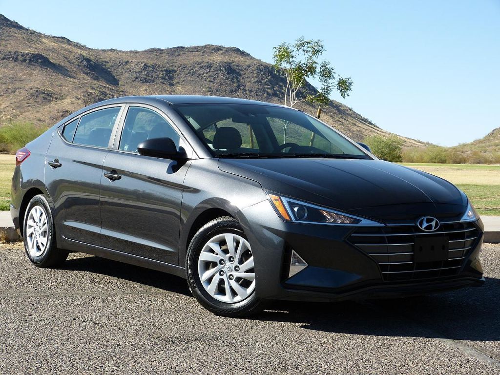 2020 Hyundai Elantra SE