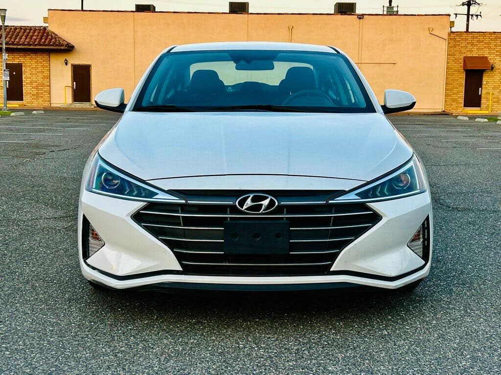 2020 Hyundai Elantra SE
