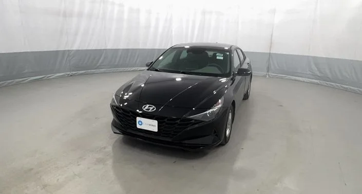 2022 SE in Black, 18,313 miles