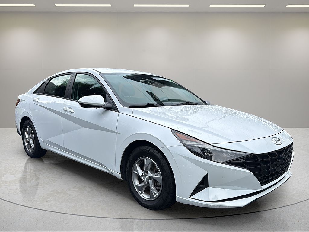 2021 Hyundai Elantra SE