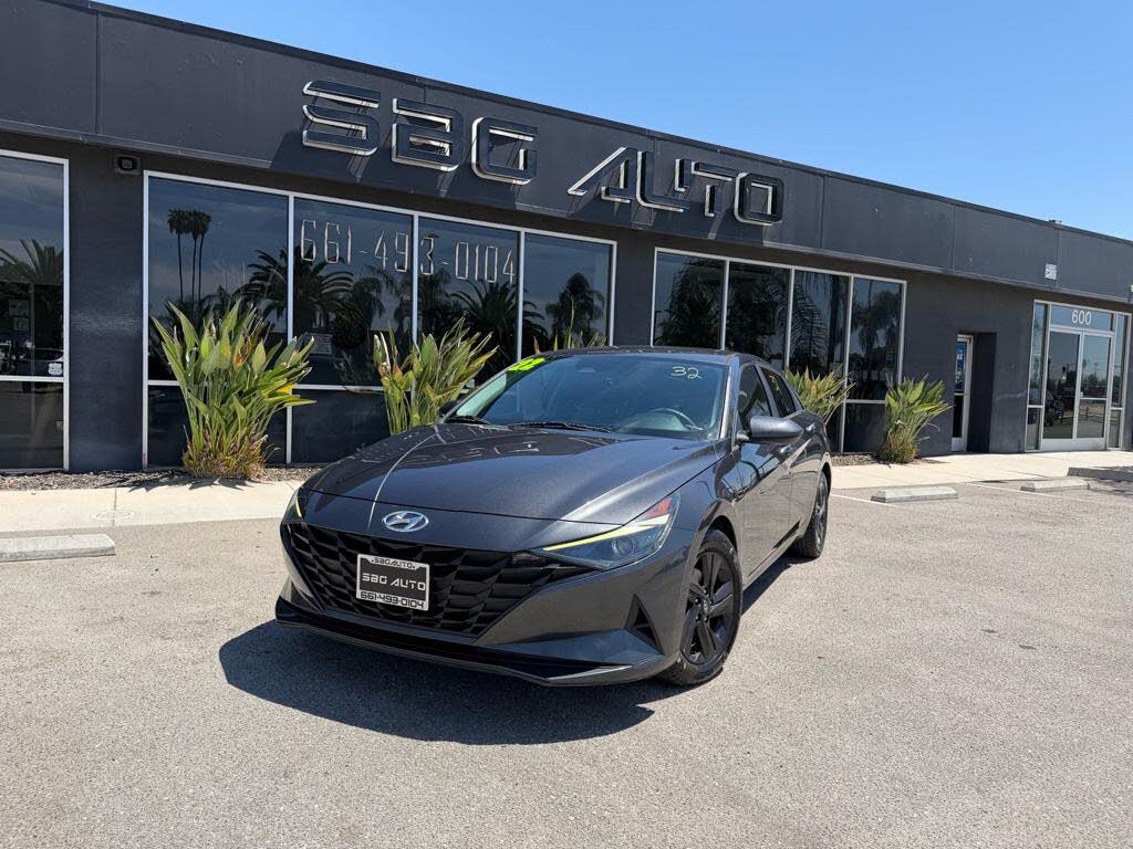 2022 Hyundai Elantra SEL