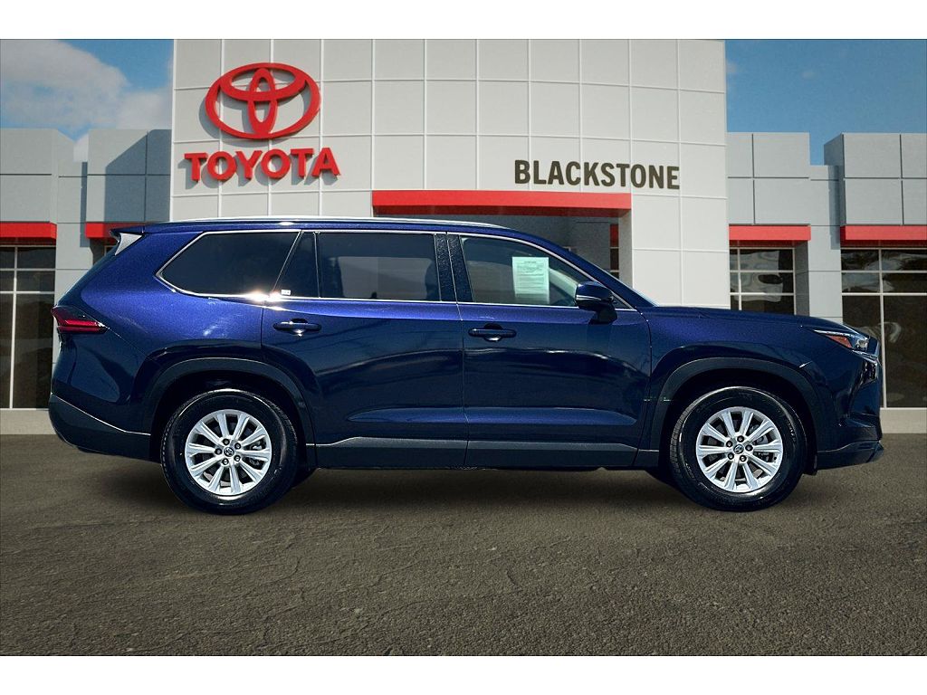 2025 Toyota Grand Highlander XLE