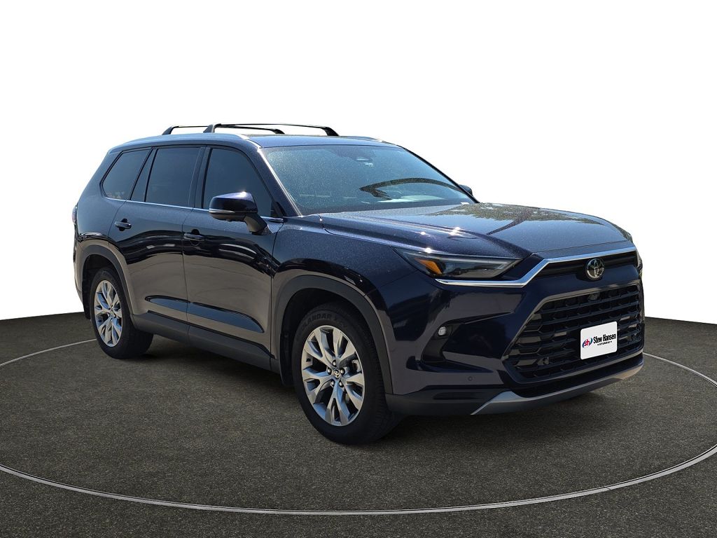 2025 Toyota Grand Highlander LE