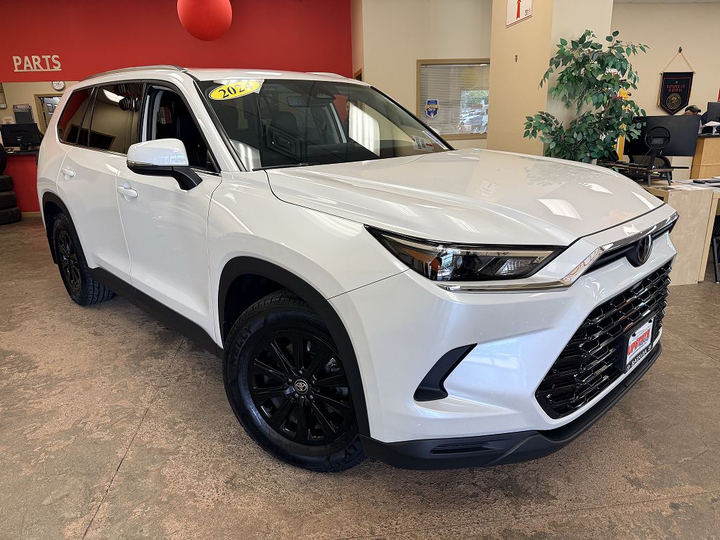 2024 Toyota Grand Highlander XLE