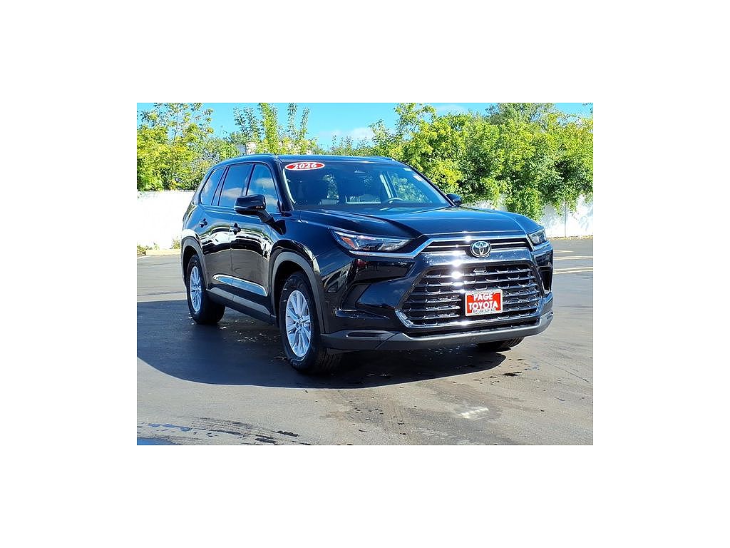 2026 Toyota Grand Highlander LE