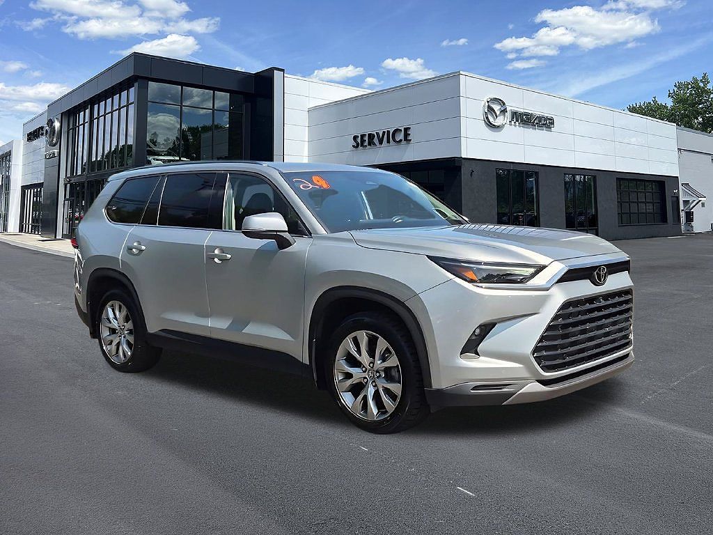 2024 Toyota Grand Highlander XLE