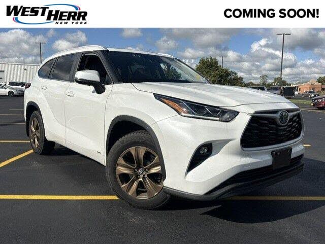2023 Toyota Highlander Hybrid Bronze Edition