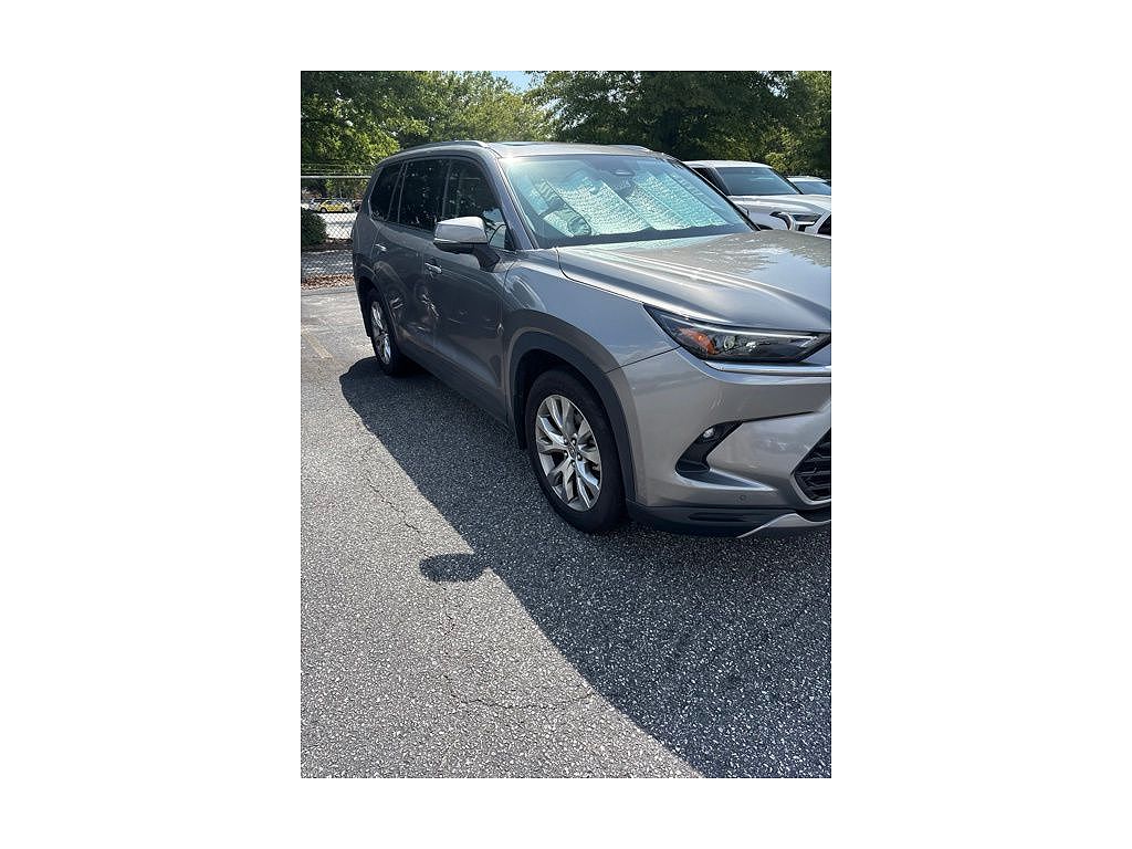 2025 Toyota Grand Highlander XLE