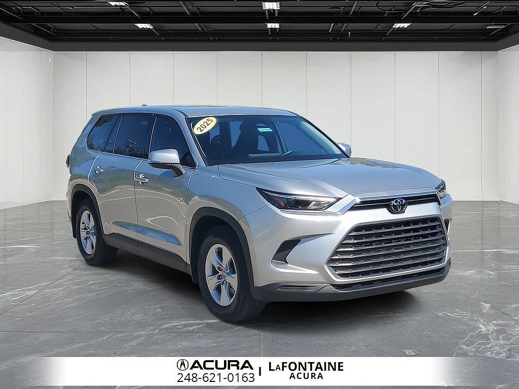 2025 Toyota Grand Highlander Hybrid LE
