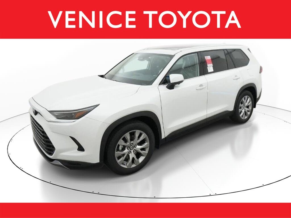 2026 Toyota Grand Highlander Hybrid Nightshade