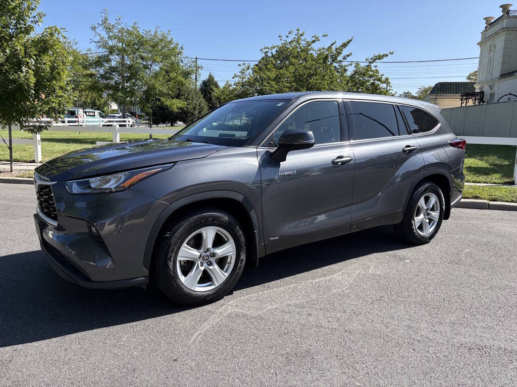 2020 Toyota Highlander Hybrid LE
