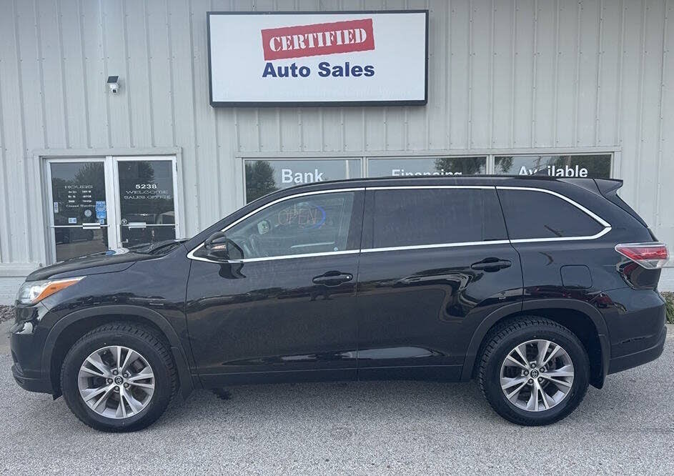 2016 Toyota Highlander LE Plus