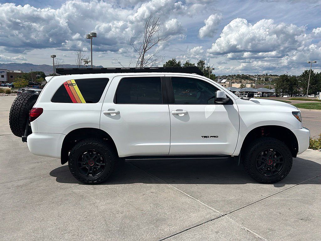 2020 Toyota Sequoia SR5