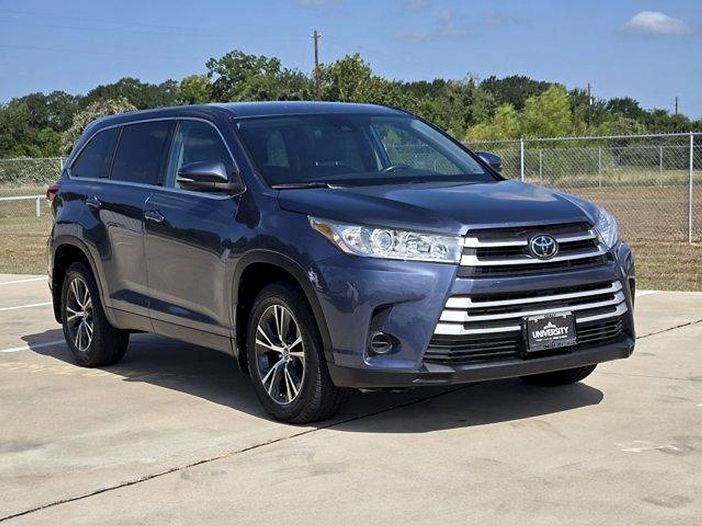2019 Toyota Highlander LE