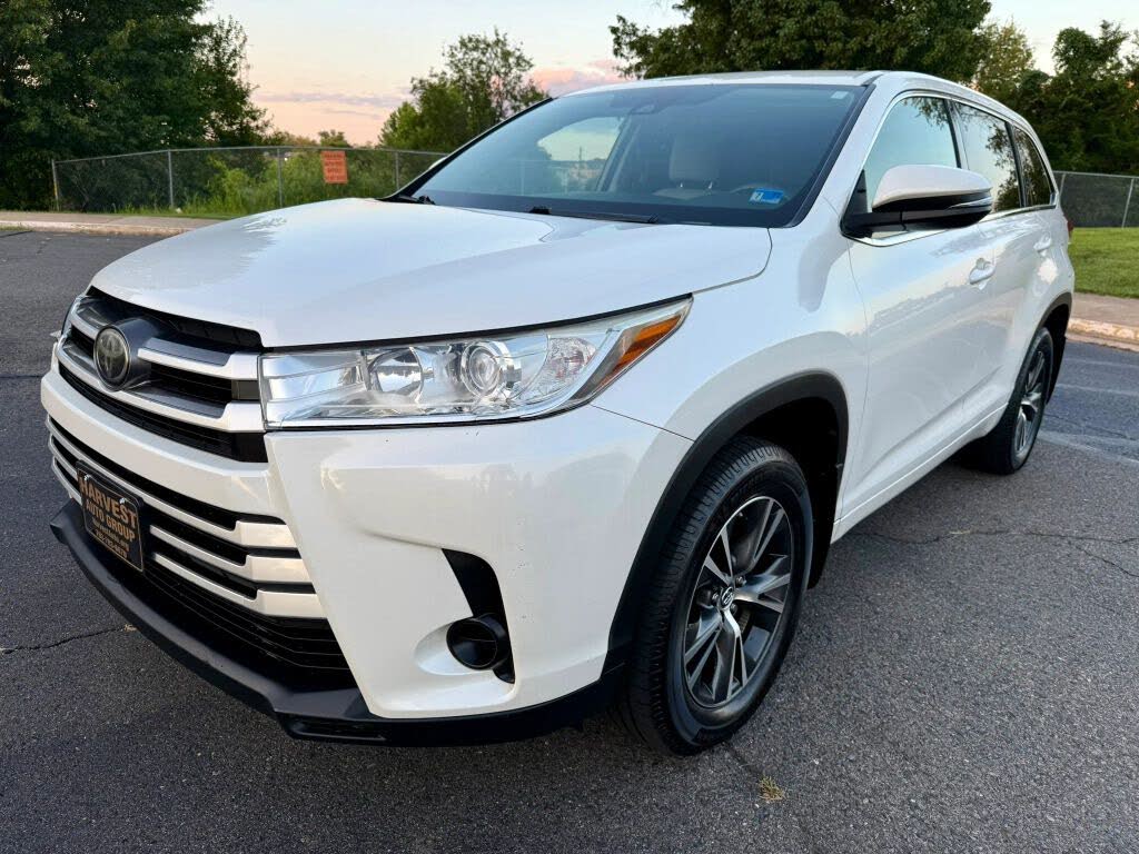 2017 Toyota Highlander LE