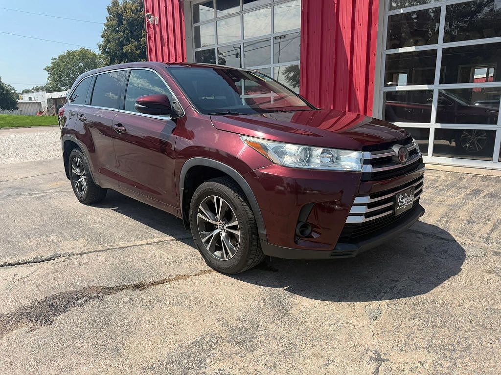 2018 Toyota Highlander LE