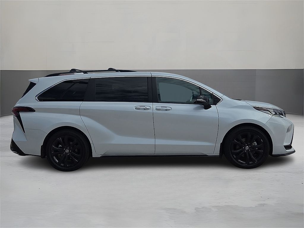 2023 Toyota Sienna XSE 25th Anniversary Edition