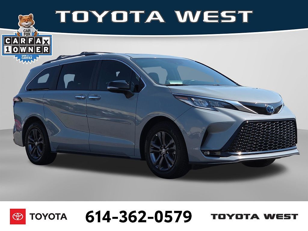 2024 Toyota Sienna XLE Woodland Edition
