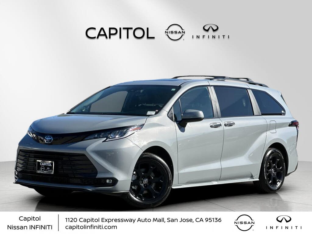 2025 Toyota Sienna XSE 7-Passenger