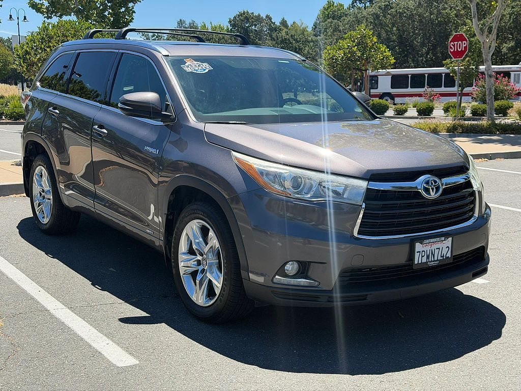 2016 Toyota Highlander Limited Platinum