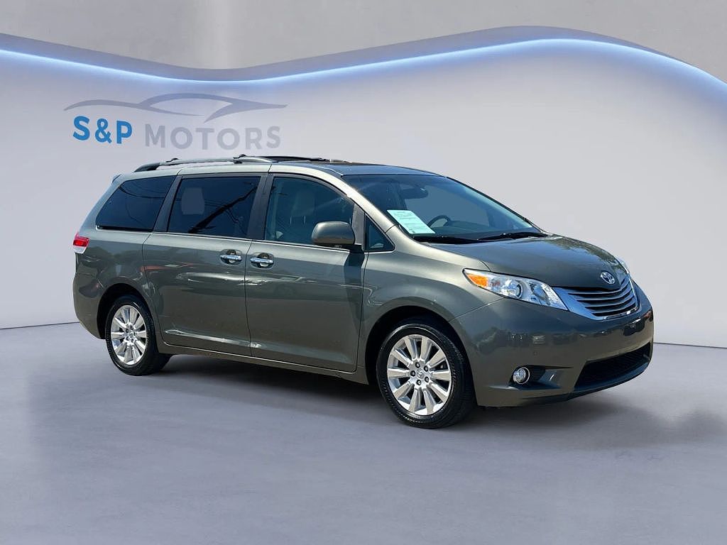 2012 Toyota Sienna XLE 7-Passenger