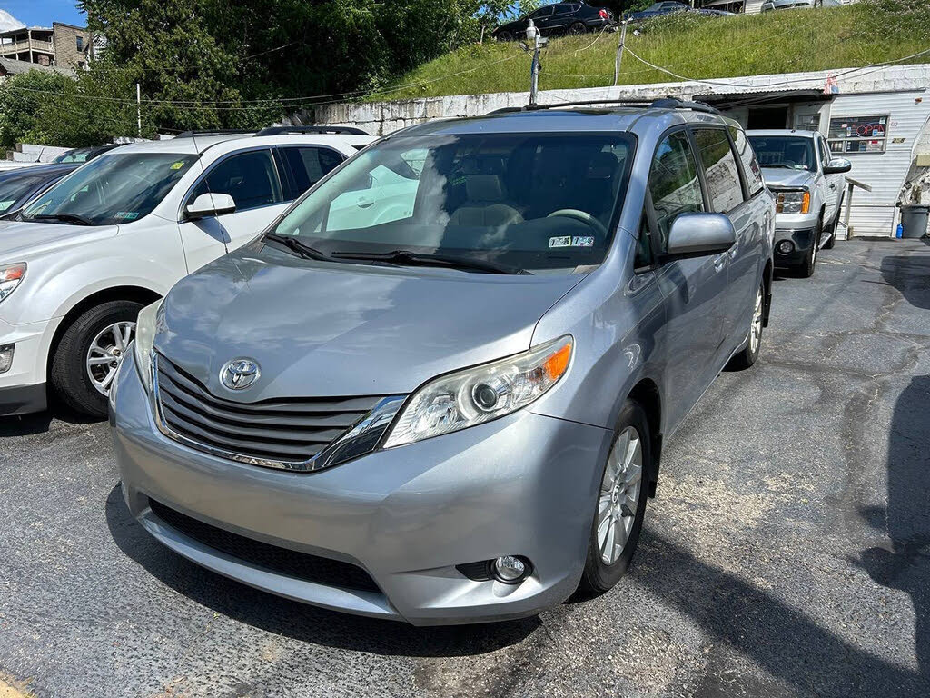 2012 Toyota Sienna Limited 7-Passenger