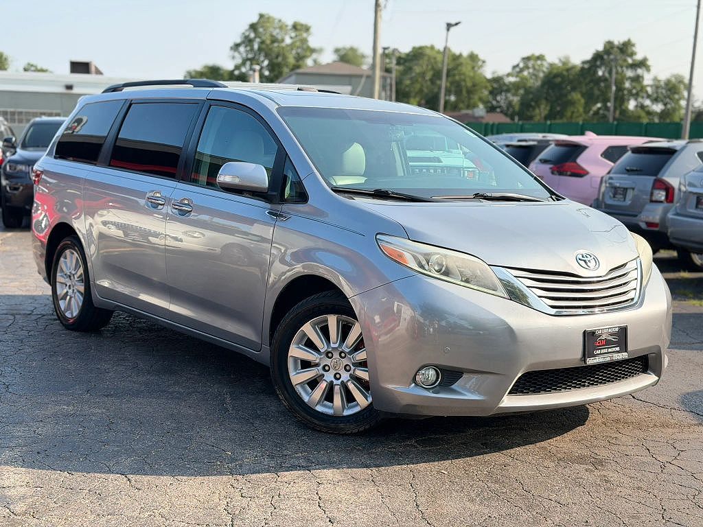 2015 Toyota Sienna XLE 7-Passenger