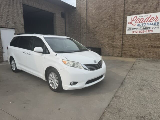 2014 Toyota Sienna Limited 7-Passenger