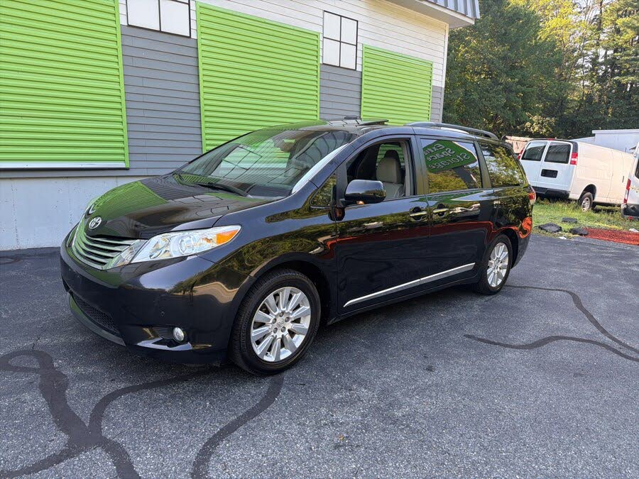 2012 Toyota Sienna Limited 7-Passenger